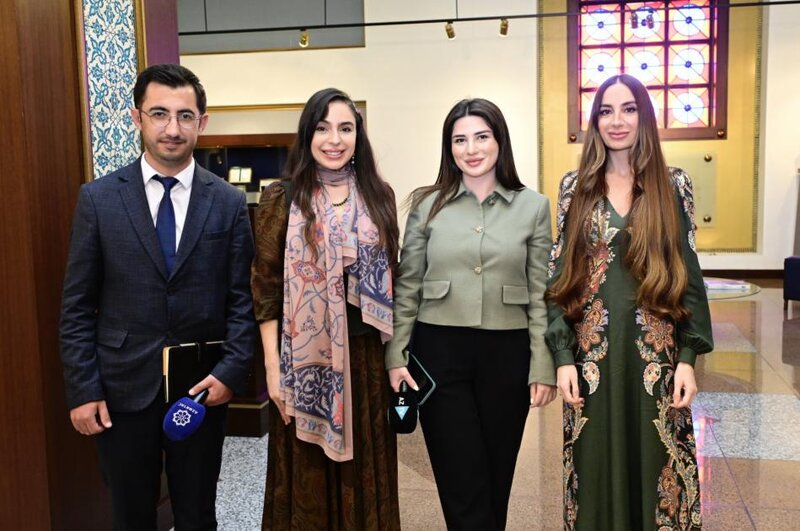 Leyla Əliyeva və Arzu Əliyeva Naxçıvana səfər ediblər - FOTOLAR