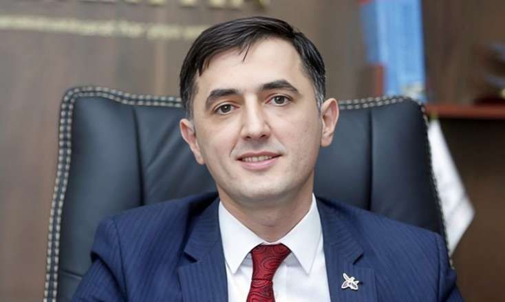 Prezidentin etimadını doğrultmayam kadr: Elxan İbrahimov niyə işdən çıxarıldı?