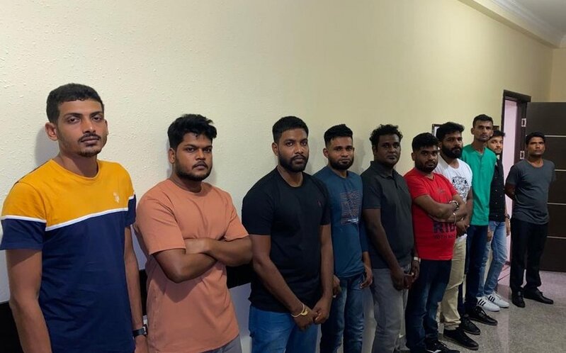 Azərbaycan sərhədini pozmaq istəyən 10 Şri-Lanka vətəndaşı SAXLANILDI