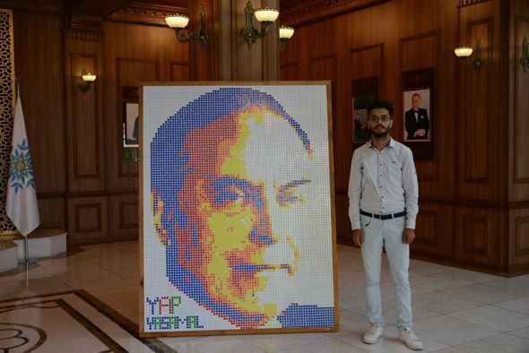 Kubik-rubiklə şəhidlərin rəsmini yaradan gənc: "Onların xatirəsinə sərgi keçirmək istərdim" - MÜSAHİBƏ + FOTO