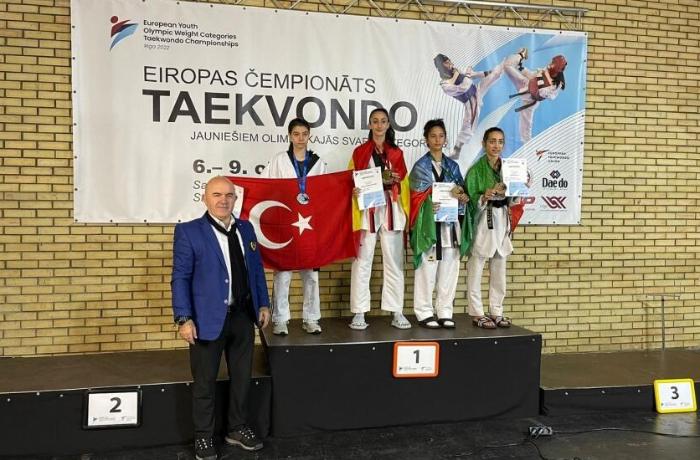 Taekvondcoçumuz Avropa üçüncüsü oldu