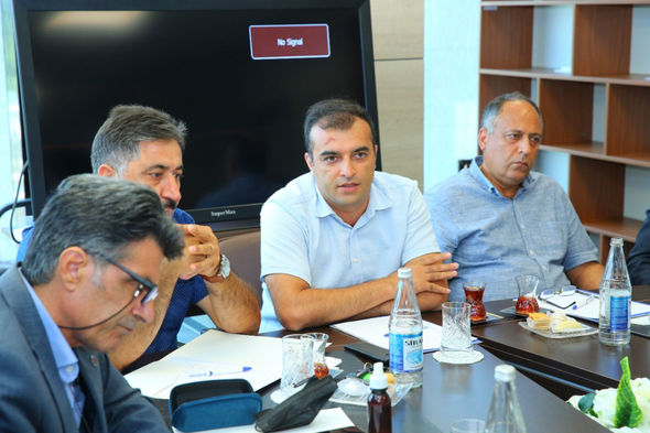 QHT-lərin fəaliyyətini tənzimləyən qanunvericiliyin təkmilləşdirilməsi ilə bağlı müzakirə keçirilib - FOTO