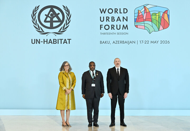 Prezident WUF13-də çıxış edir - Canlı - Fotolar
