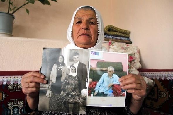 Əkizini 35 il sonra morqda tapdı - FOTO