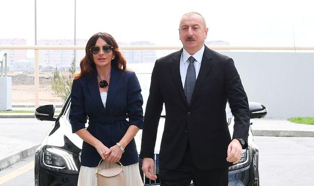 İlham Əliyev və Mehriban Əliyeva Bakıda açılışda - FOTOLAR