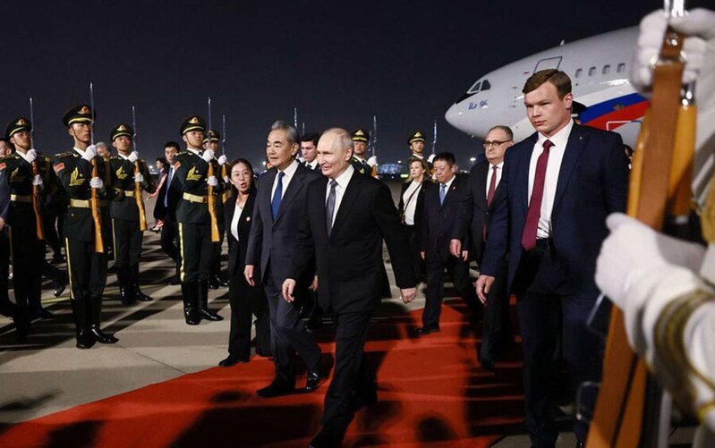 Putinin Çinə səfəri başa çatdı
