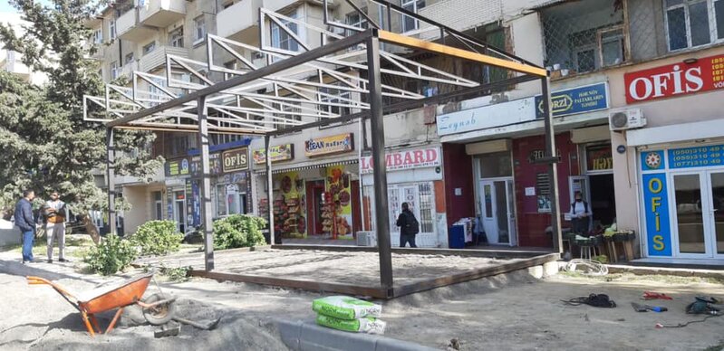 Bakıda zəbt edilən piyada səkisinə İcra Hakimiyyətindən REAKSİYA – YENİLƏNİB/ FOTO+VİDEO