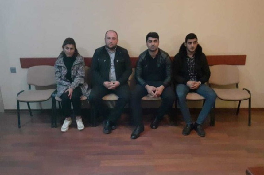 Qazaxda jurnalist adı ilə dələduzluq etdilər