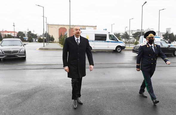 İlham Əliyev Baş Prokurorluğun yeni inzibati binasının açılışında iştirak etdi - YENİLƏNİB + FOTO/VİDEO
