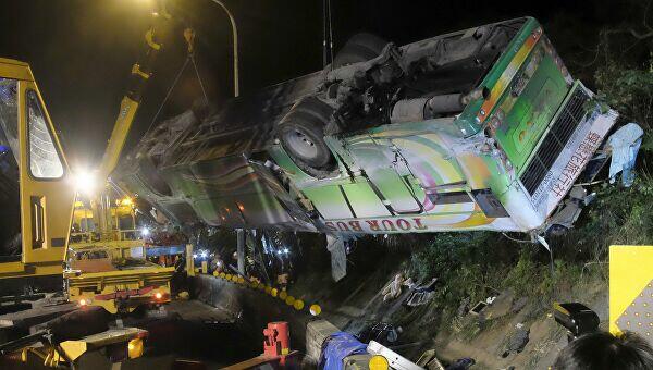 SON DƏQİQƏ: Zəvvarların olduğu avtobus qəzaya düşdü - 14 ölü var