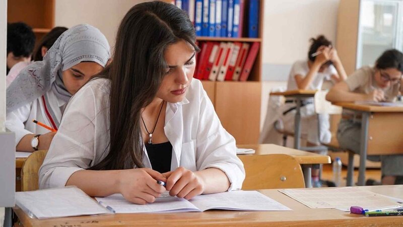 Bu ixtisasların keçid balı 200-dən azdır - SİYAHI