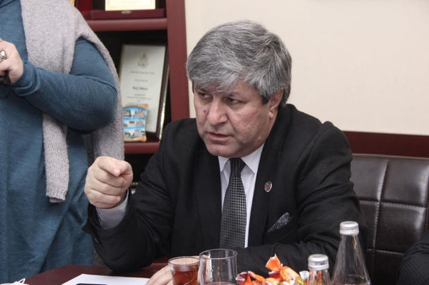 Əvəz Zeynallının həbs müddəti uzadıldı