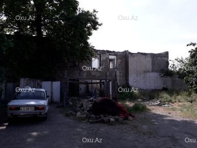 Göyçayda sakinlər yaşadıqları binadan çıxarılıb: İllərdir problemləri həll olunmur - FOTO