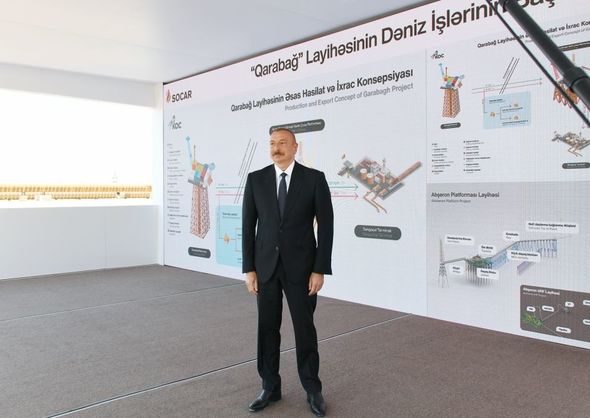  İlham Əliyev "Qarabağ" yatağının dayaq blokunun dənizə yola salınması mərasimində - YENİLƏNİB + VİDEO