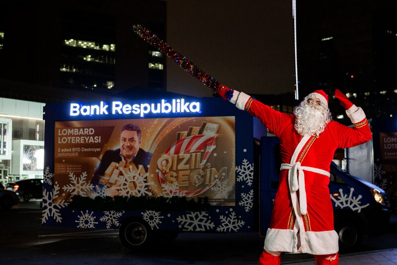 Şaxta Baba da Bank Respublika-dan hədiyyə qazanmağa tələsir - FOTOLAR