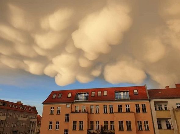 Berlin səmasında nadir təbiət hadisəsi görünüb – FOTO/VİDEO 