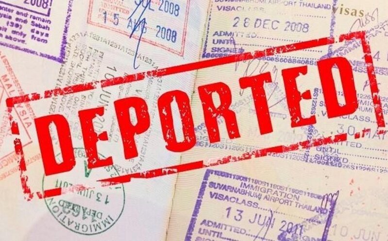 Qırğızıstan rusiyalı fəalı DEPORTASİYA ETDİ