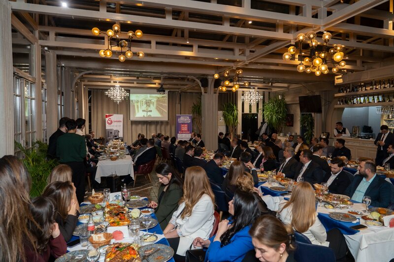 İCMA-nın təşəbbüsü ilə səhiyyə sektorunda dövlət–özəl əməkdaşlığı müzakirə olunub - FOTOLAR