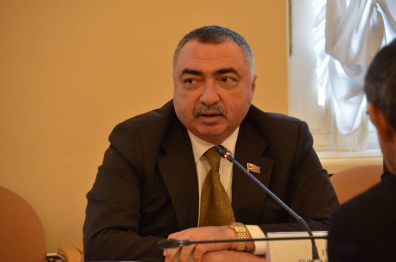 Təcili yardım maşını 1 saata gəlib çatır'- Deputat