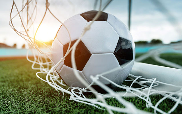 Rəqibini döydü, 99 illik diskvalifikasiya edildi