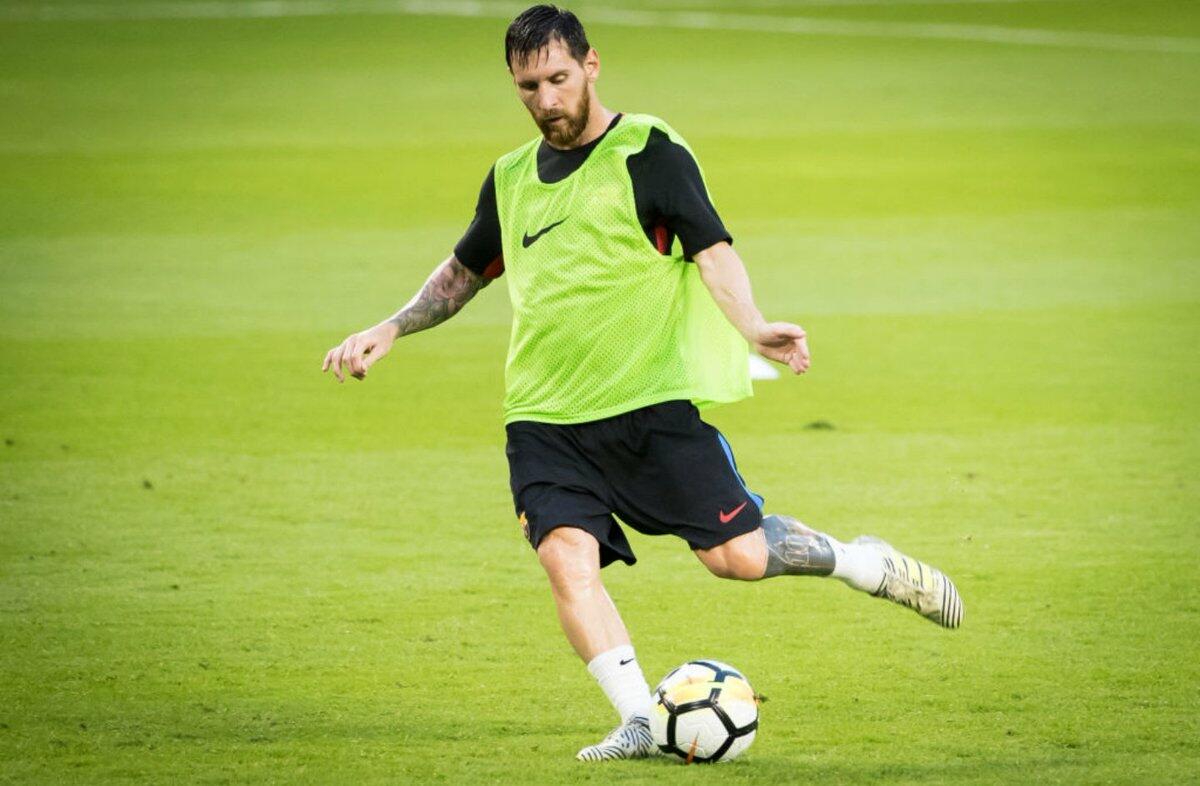 Messi ilk məşqinə çıxdı