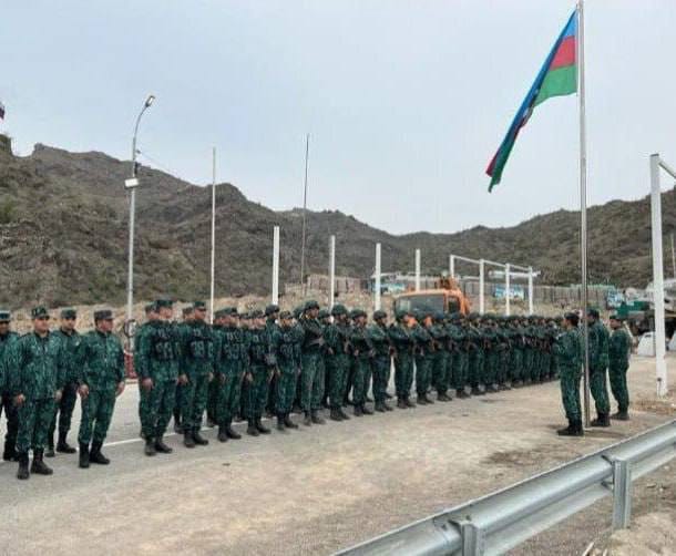 Yeni sərhəd-buraxılış məntəqəsində bayrağımız ucaldıldı - FOTOLAR