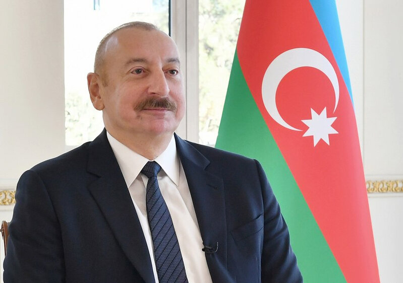 İlham Əliyev Çin liderini təbrik etdi