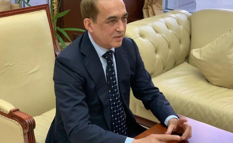Deputatın da partiyası "ac-susuz" qalıb 