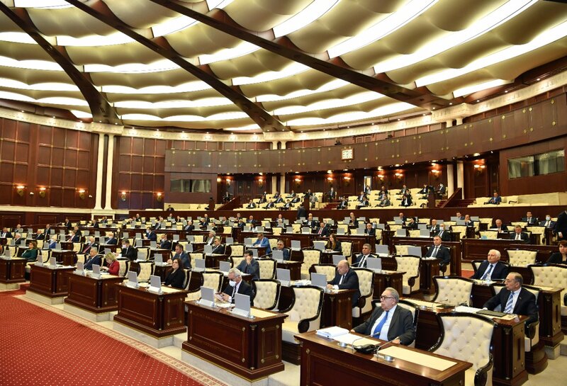 Milli Məclis iki qanun layihəsini qəbul etdi
