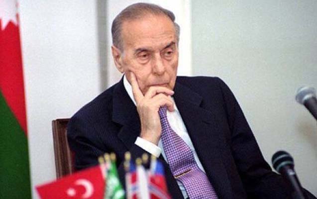 Ümummilli liderin vəfatından 20 il ötür