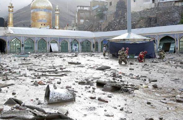 İranda ziyarətgah torpaq altında qaldı: Ölənlər və itkin düşənlər var - FOTO+VİDEO