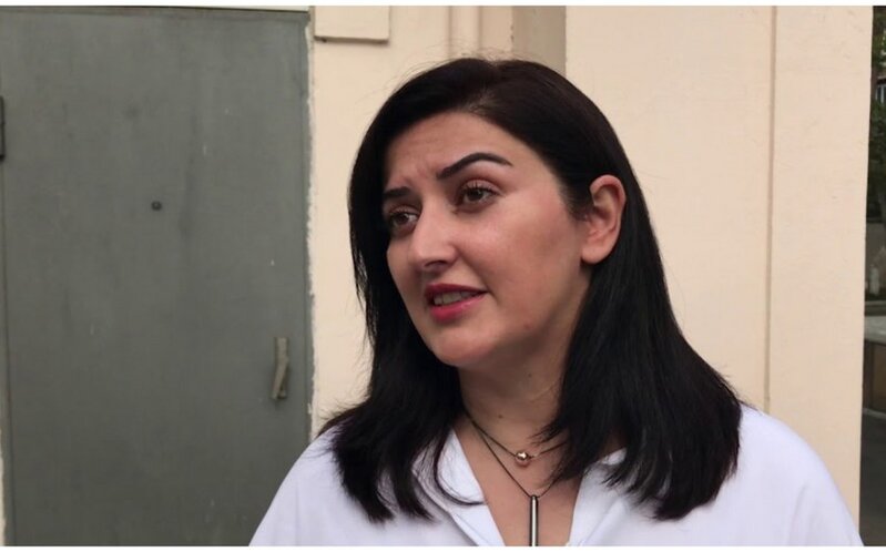 Məhkəmə xanım vəkilin fəaliyyətinə xitam verdi