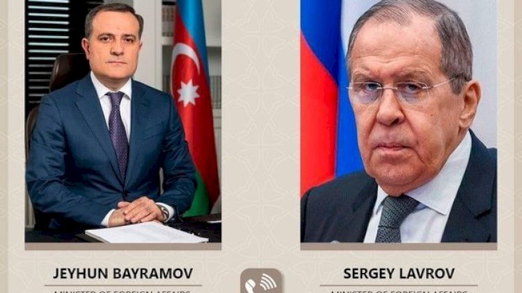 Ceyhun Bayramovla Lavrov arasında telefon danışığı oldu