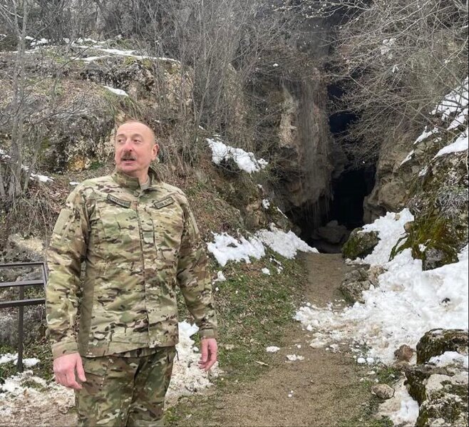 Prezident və Birinci vitse-prezident Azıx mağarasına baş çəkiblər - VİDEO
