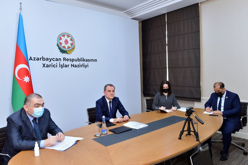 Ceyhun Bayramov BƏƏ naziri ilə müzakirələr aparıb - FOTO