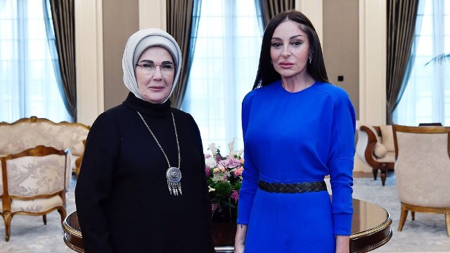 Əminə Ərdoğan Mehriban Əliyeva ilə görüşündən YAZDI
