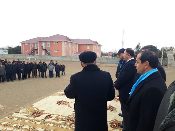 Nizami Səfərov seçiciləri ilə görüşlərini davam etdirir - FOTO