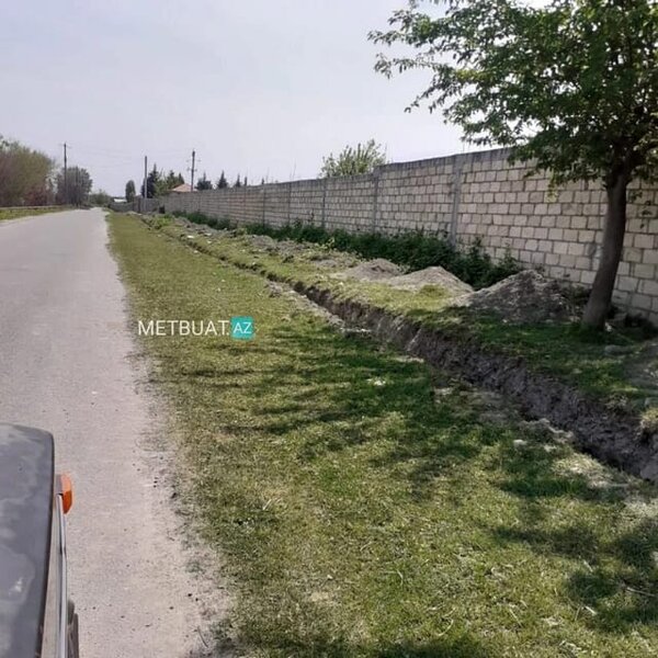 Dəbdəbəli villa, 6 metrlik hasar, helikopterin enməsi üçün meydança: Həbs edilən başçı Mehdiyevlə qonşu imiş