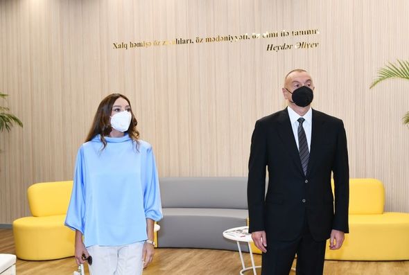 İlham Əliyev və Mehriban Əliyeva Bakıda açılışda - YENİLƏNİB + FOTO