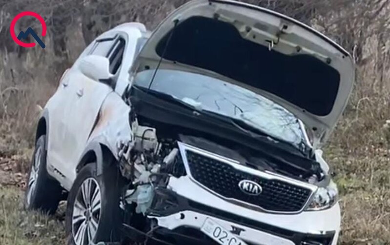 Şəhid bacısı Ağcabədidə qəzaya düşdü - Yaralılar var