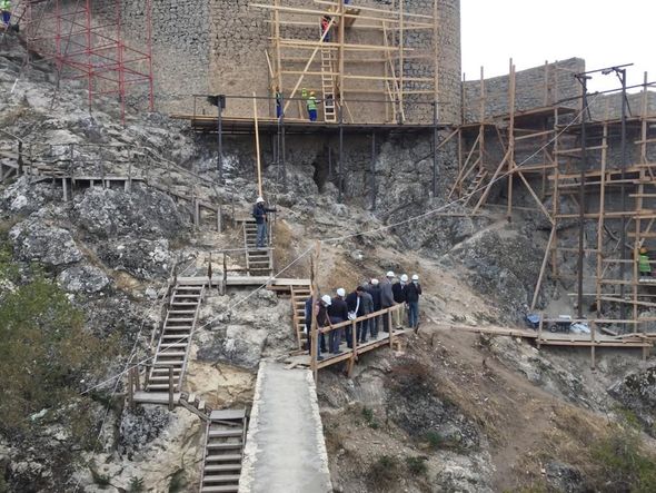 V-VI əsrlərə aid "Çıraqqala" abidəsində bərpa işləri davam etdirilir - FOTO
