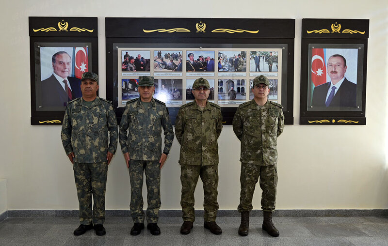 Hikmət Mirzəyev ordu generalı ilə görüşdü - FOTOLAR