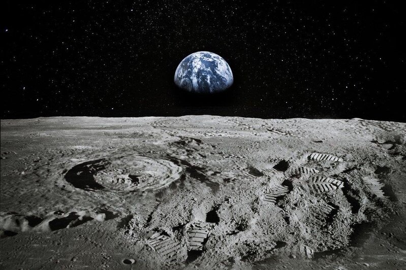 Dinozavrlar Aya NASA-dan əvvəl çatıb - İDDİA