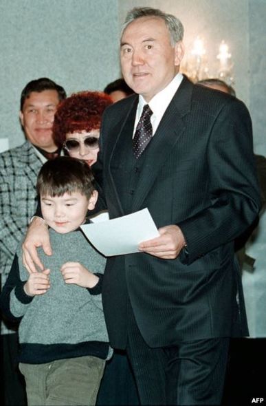Nazarbayev ilk dəfə nəvəsinin ölümünü şərh etdi: "Artıq bu işin köləsinə çevrilmişdi..." 