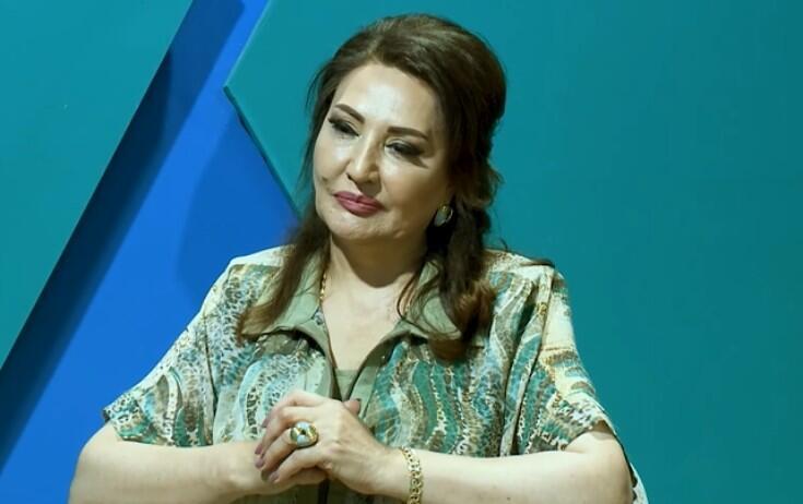 Əməkdar artist: 'Barmağımdan nişan üzüyümü, qulağımdan sırğamı çıxartdılar