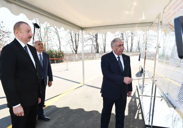 İlham Əliyev Tovuzda avtomobil yolunun yenidənqurmadan sonra açılışında - YENİLƏNİB+FOTO/VİDEO