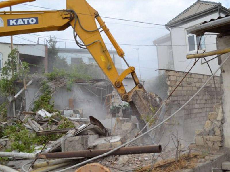 Bakının bu rayonlarında binalar söküləcək