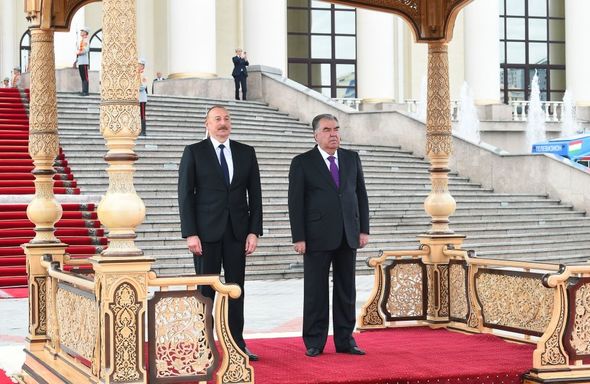 Azərbaycan Prezidentinin Düşənbədə rəsmi qarşılanma mərasimi oldu - FOTOLAR