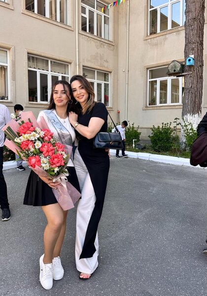 Tanınmış teleaparıcının qızı da tələbə adını qazandı - FOTOLAR