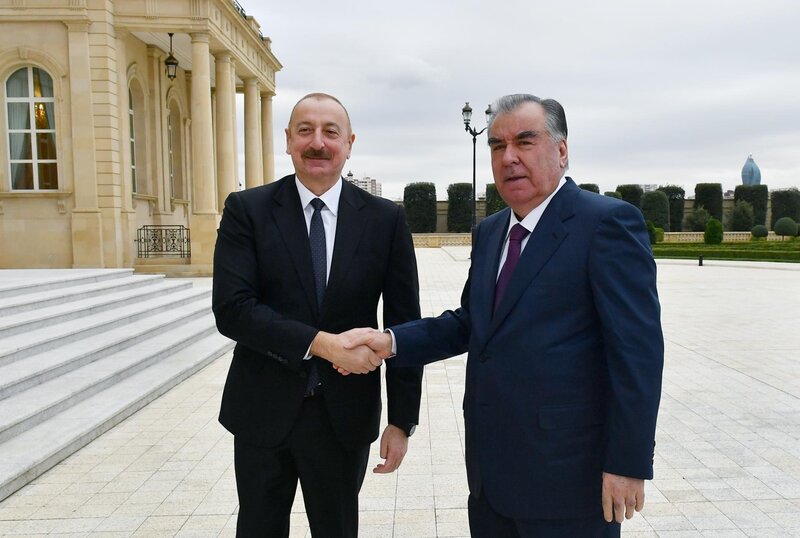 Azərbaycan və Tacikistan prezidentlərinin görüşü oldu - FOTOLAR